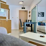 Menada - Rainbow 3 - Modern Apartamento